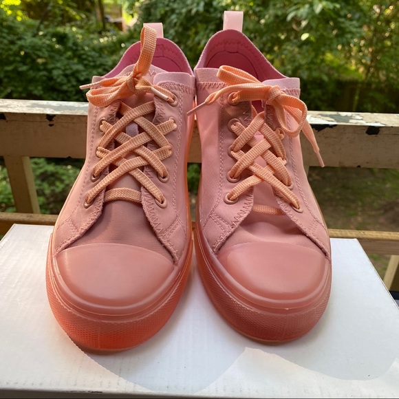 🤑SALE•🌟Low Top All Pink Mesh Sneakers With Gummy Sole 🎀 Qupid - Picture 6 of 11